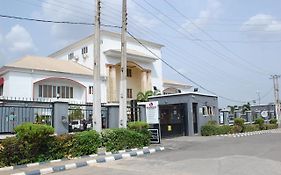 Mahogany Hotel And Suites Ibadán Exterior photo