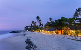 Hotel Azure Tides Marari Mararikulam Exterior photo