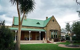 Outentique Accommodation Oudtshoorn Exterior photo