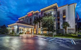 Hampton Inn&Suites Fort Myers Estero Exterior photo