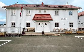 Hotel Lodingen Brygge Exterior photo