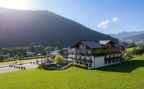 Landhotel Berger Eben Im Pongau Exterior photo