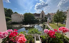 les bruyeres Bed and Breakfast Verteuil-sur-Charente Exterior photo