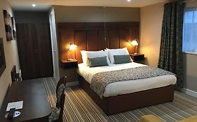 Twin Oaks Hotel Chesterfield Room photo