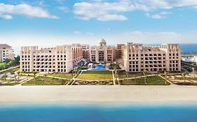 Fam Living - Sarai Apartments - Private Beachfront Escape In Palm Jumeirah Dubái Exterior photo