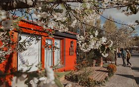 Hostal Schilling Albergue El Calafate Exterior photo