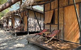 Hotel Little Hut Koh Phayam Exterior photo