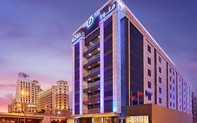 Flora Al Barsha Hotel At The Mall Dubái Exterior photo