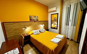 Hostal Edreira Madrid Exterior photo