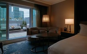 Hotel The Ritz-Carlton, Toronto Exterior photo