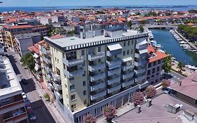 Residence Hotel Hungaria Grado Exterior photo