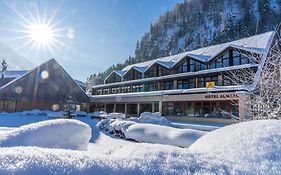 Jufa Hotel Grünau im Almtal Exterior photo