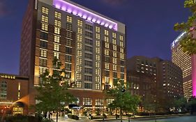 Hotel Canopy By Hilton Columbus Downtown Short North Exterior photo