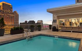 Hilton Garden Inn New Orleans French Quarter/Cbd Exterior photo