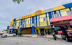 Sun Inns Hotel Equine, Seri Kembangan Exterior photo