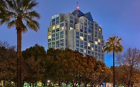 Hilton Los Angeles North-Glendale&Executive Meeting Center Exterior photo