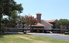 Hotel La Quinta By Wyndham Dallas - Addison Galleria Exterior photo