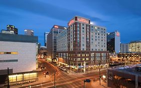 Hilton Garden Inn Denver Downtown Exterior photo