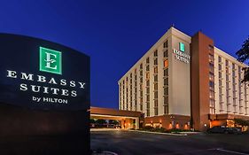 Embassy Suites By Hilton Dallas Market Center Exterior photo