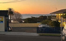 Holiday alojamiento Motor Inn Narooma Exterior photo