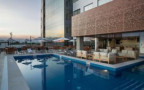 Hotel Doubletree By Hilton Celaya Celaya  Exterior photo