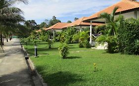 Saracen Bay Resort Koh Rong Sanloem Exterior photo