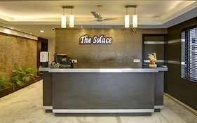 Hotel The Solace Nueva Delhi Exterior photo