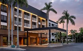 Hotel Courtyard By Marriott - North Naples Exterior photo