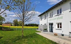 Green Guest House Wörth an der Isar Exterior photo