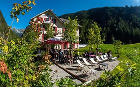 Hotel Auberge Du Mont Blanc Trient Exterior photo