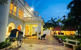 Chola Heritage Resort Karaikudi Exterior photo