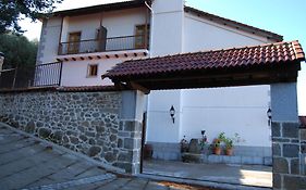 Hotel Cinco Castaños Candelario Exterior photo