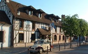 Hotel Auberge Du Cheval Blanc - Teritoria Selles-Saint-Denis Exterior photo