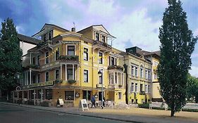 Hotel An Der Hauptallee Bad Pyrmont Exterior photo