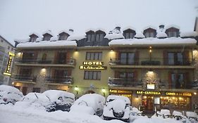 Hotel Llibrada Benasque Exterior photo