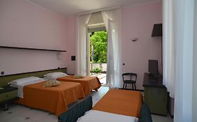 Hotel Salus Sant'Andrea Bagni Exterior photo