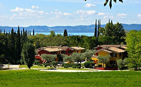 Poiano Garda Resort Appartamenti Exterior photo