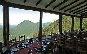 El Crater Hostal Quito Exterior photo