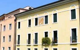 Hotel Due Leoni Sacile Exterior photo