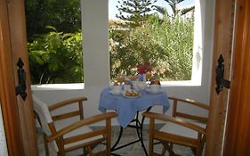 Roussos Beach Hotel Naousa  Room photo