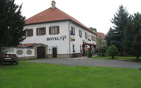 Hotel Kovarna Decin Exterior photo