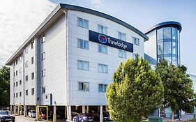 Travelodge Guildford Exterior photo
