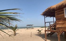 Bosofet Beach And Creek Lodge Sanyang Exterior photo