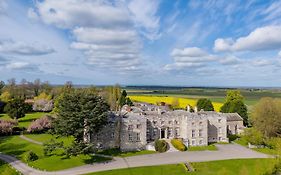 Hazlewood Castle & Spa Hostal Tadcaster Exterior photo