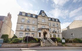 Brit Hotel Confort Bagnoles Normandie Bagnoles de l'Orne Normandie Exterior photo