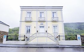 Hotel Duerming Casa de Barreira Triacastela Exterior photo