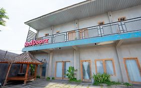 Hotel Reddoorz Syariah Near Lombok Epicentrum Mall Mataram Exterior photo