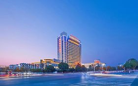 Shuguang International Hotel Jurong Zhenjiang  Exterior photo