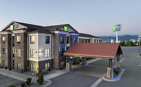 Holiday Inn Express Belgrade-Bozeman Area, an IHG Hotel Exterior photo