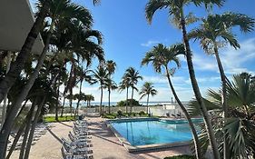 Apartamento Casablanca On The Beach Miami Beach Exterior photo